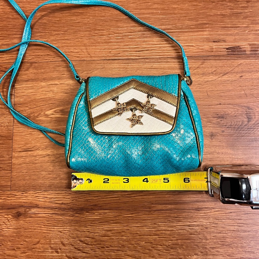 Y2K Vtg Sharif small turquoise leather textured crossbody. - Picture 8 of 9